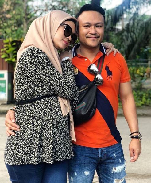 Baru 3 Tahun Kahwin, Anak Dah Masuk Dua. Lepas 10 Tahun Dapat 6 Atau 7 Anak Syatilla Terima 7 Baru 3 Tahun Kahwin, Anak Dah Masuk Dua. Lepas 10 Tahun Dapat 6 Atau 7 Anak Syatilla Terima