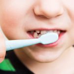 How-Should-Children-Brush-Their-Teeth