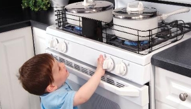 Anak Senyap-Senyap Masuk Dapur, Tak Sedar Banyak Bahayanya, Mak Ayah Jangan Leka! 10 Anak Senyap-Senyap Masuk Dapur, Tak Sedar Banyak Bahayanya, Mak Ayah Jangan Leka!