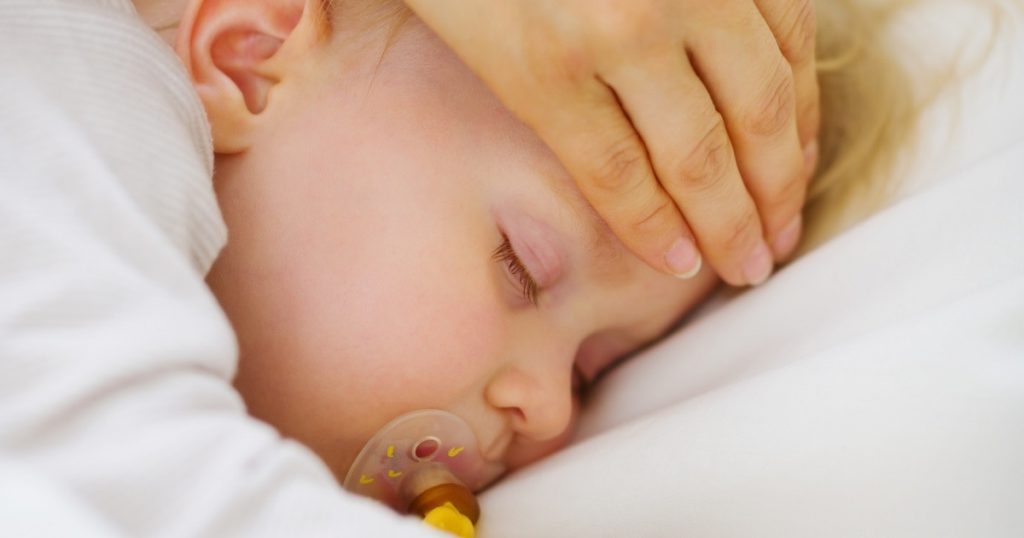 Patutlah Demam Anak Tak Kebah, Rupanya Ada Petanda Ni, Mak Ayah Wajib Periksa! 11 Patutlah Demam Anak Tak Kebah, Rupanya Ada Petanda Ni, Mak Ayah Wajib Periksa!