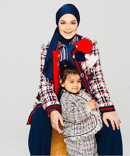 “Alhamdulillah Aafiyah Dah Makin Sihat, Dah Lompat-Lompat” – DS Siti Nurhaliza