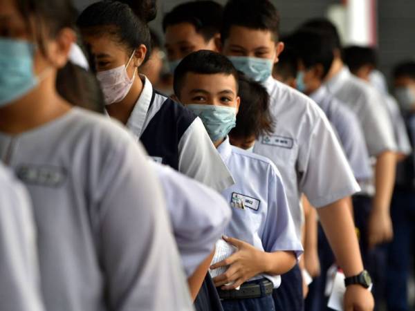 Pelajar Kelas Peperiksaan Di Negeri PKP Hadir Ke Sekolah, Sesi Persekolahan Biasa 20 Januari Ini Di Negeri PKPB & PKPP! 9 Pelajar Kelas Peperiksaan Di Negeri PKP Hadir Ke Sekolah, Sesi Persekolahan Biasa 20 Januari Ini Di Negeri PKPB & PKPP!