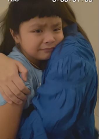 “A Night To Remember”, Menangis Tanpa Henti, Video Throwback Lara Berpisah Dengan Mummy & Daddy Buat Wargamaya Hiba!