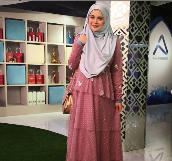 “Susah Jadi Pembersih Ni”, Baru Setahun Dah Pandai, Gelagat Anak Yatt Hamzah Buat Wargamaya Terhibur!