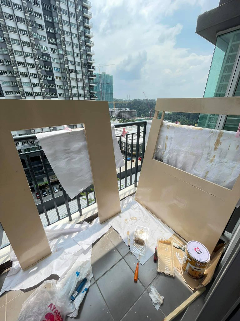 Nak Pergi Taman Tak Boleh, Bapa DIY Mini Kafe Cantik Untuk Anak, Kos Murah Tapi Puas Hati! 14 Nak Pergi Taman Tak Boleh, Bapa DIY Mini Kafe Cantik Untuk Anak, Kos Murah Tapi Puas Hati!
