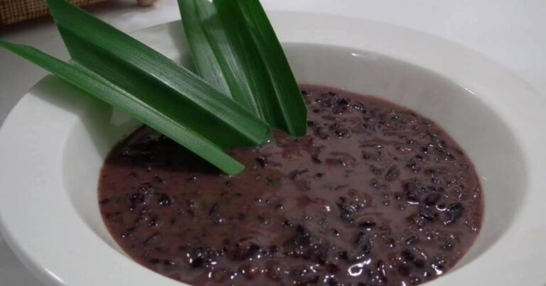 Bubur Pulut Hitam, Pencuci Mulut Sedap Hirup Sejuk- Sejuk. Boleh Jadi Penyejuk Badan!