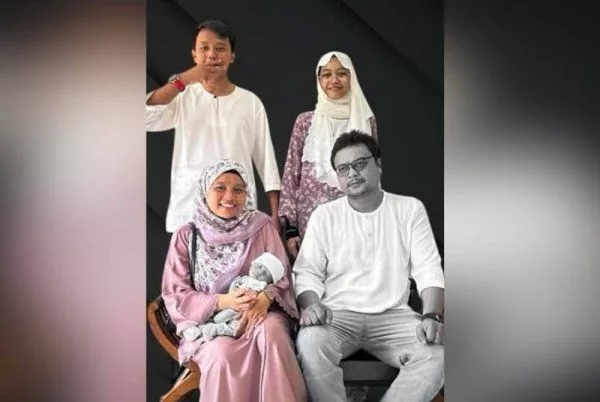 Tragedi Dua Beranak Pergi Serentak, Rupanya Dah 15 Tahun Menanti Cahaya Mata Ini