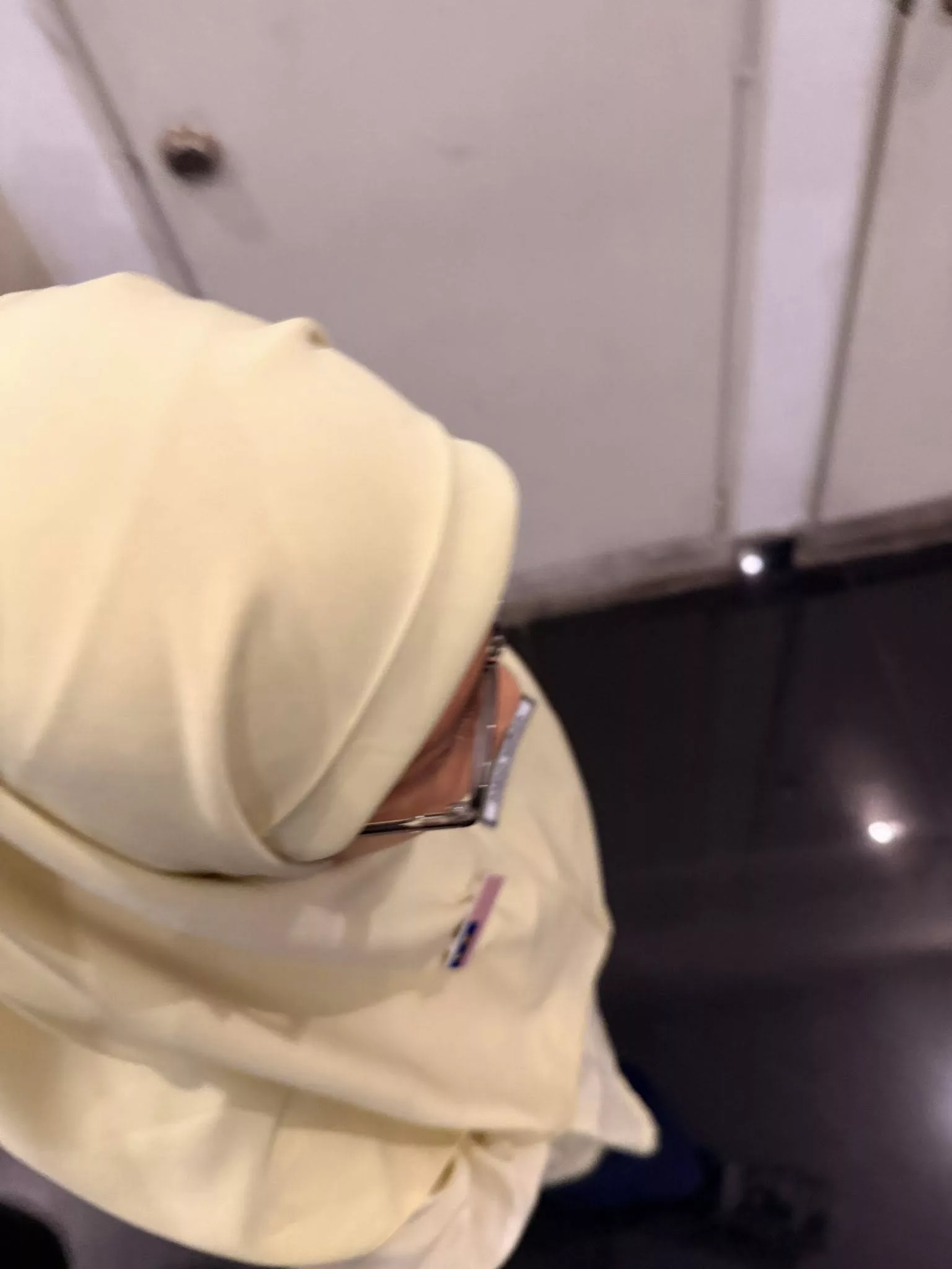 Muncung Panjang Sebab Tudung ‘Takde Side’ – Gelagat Anak & Ayah Buat Netizen Terhibur!