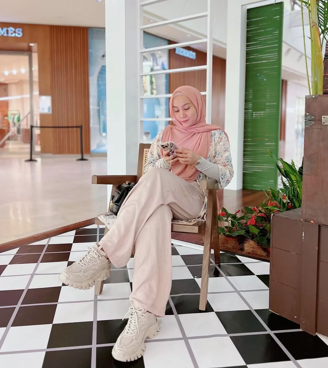 “Memang Impian Saya Anak Ramai & Allah Makbulkan.” Yana Samsudin Kini Hamil 5 Bulan