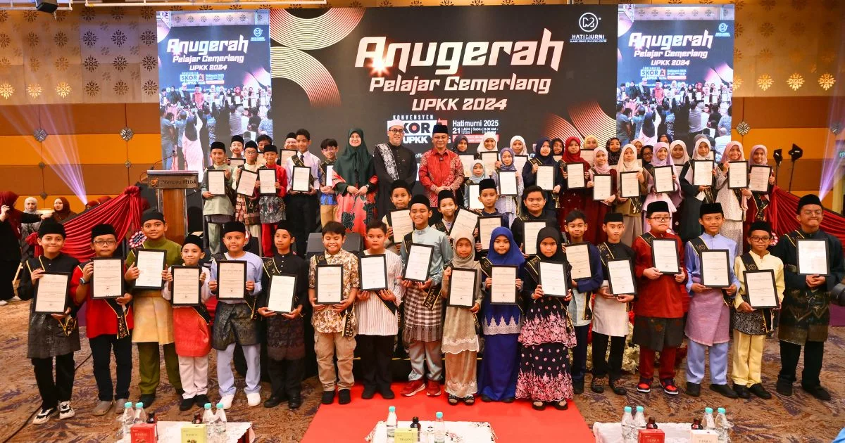 Konvensyen Skor A UPKK Hatimurni x Pa&Ma 2025, Menyatukan Semangat & Ilmu Sebagai Rakan Strategik Pendidikan Islam! 14 Konvensyen Skor A UPKK Hatimurni x Pa&Ma 2025, Menyatukan Semangat & Ilmu Sebagai Rakan Strategik Pendidikan Islam!