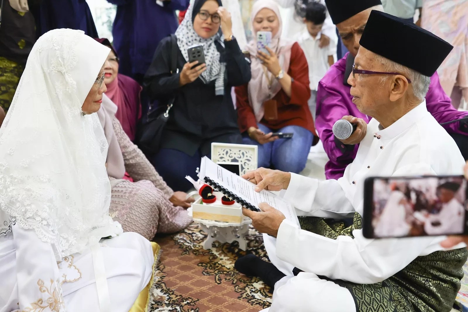 Memori Zaman Sekolah, Jodoh Kala Usia Emas