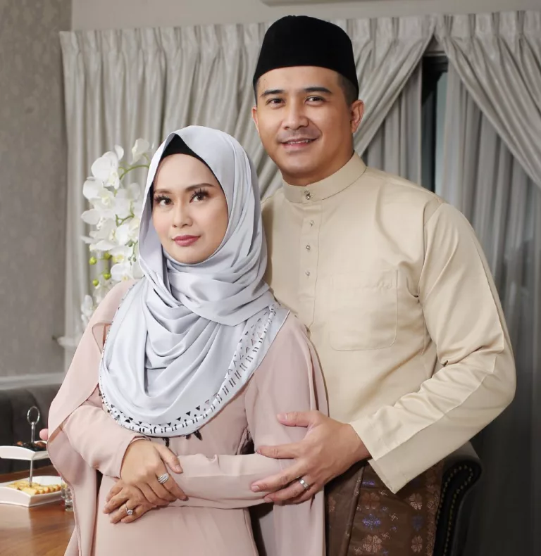 22 Tahun Hidup Bersama, Aaron Aziz Kongsi Tip Bahagia Dengan Isteri!