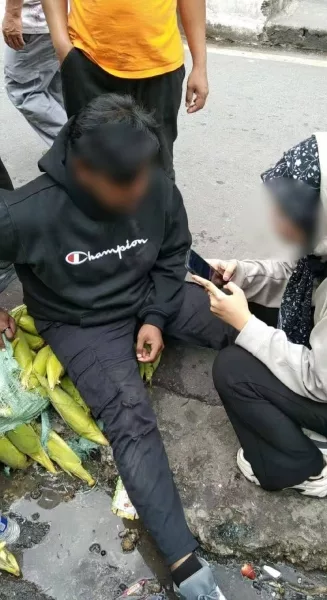 Rempuhan Mengejut di Pasar Kea Farm! Tiga Kanak-Kanak Cedera, Pemandu Diserang Sawan!