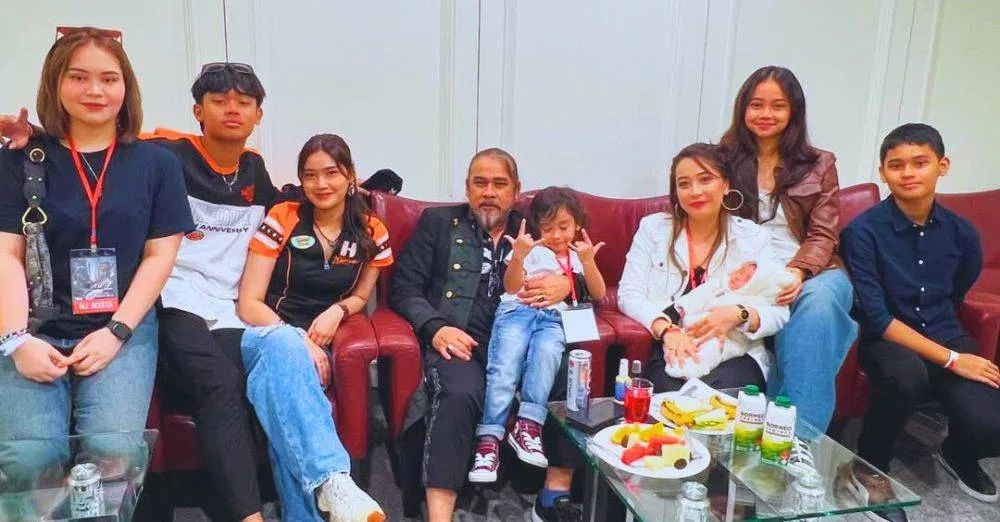 Putra Ahmad Arjunna Genap Setahun! Keluarga Bahagia Dato’ Awie Curi Perhatian Ramai