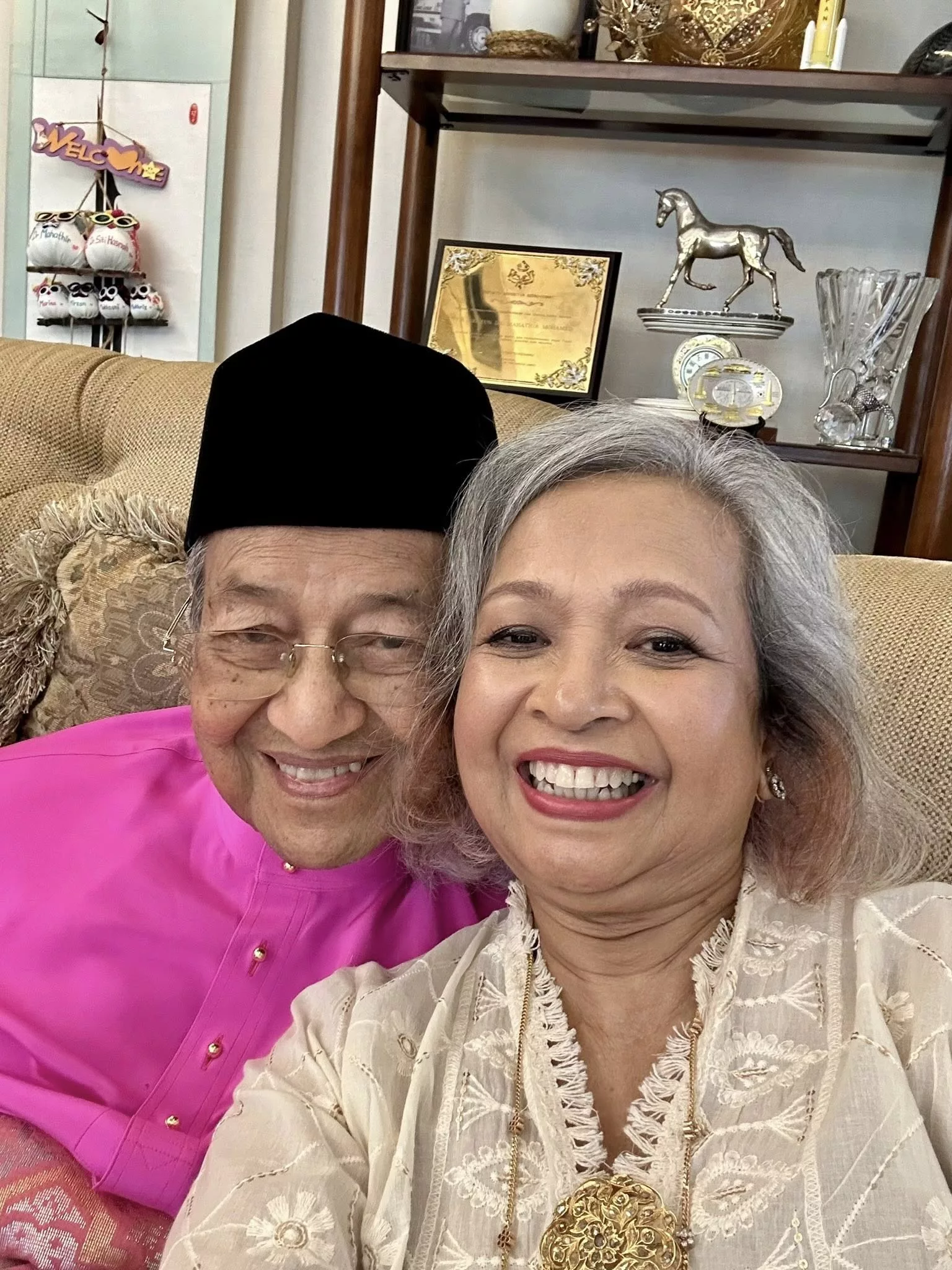 “Daddy Kami Masih Kuat & Aktif Pada Usia 100 Tahun” – Marina Mahathir Luah Rasa Syukur Punya Ayah Hebat
