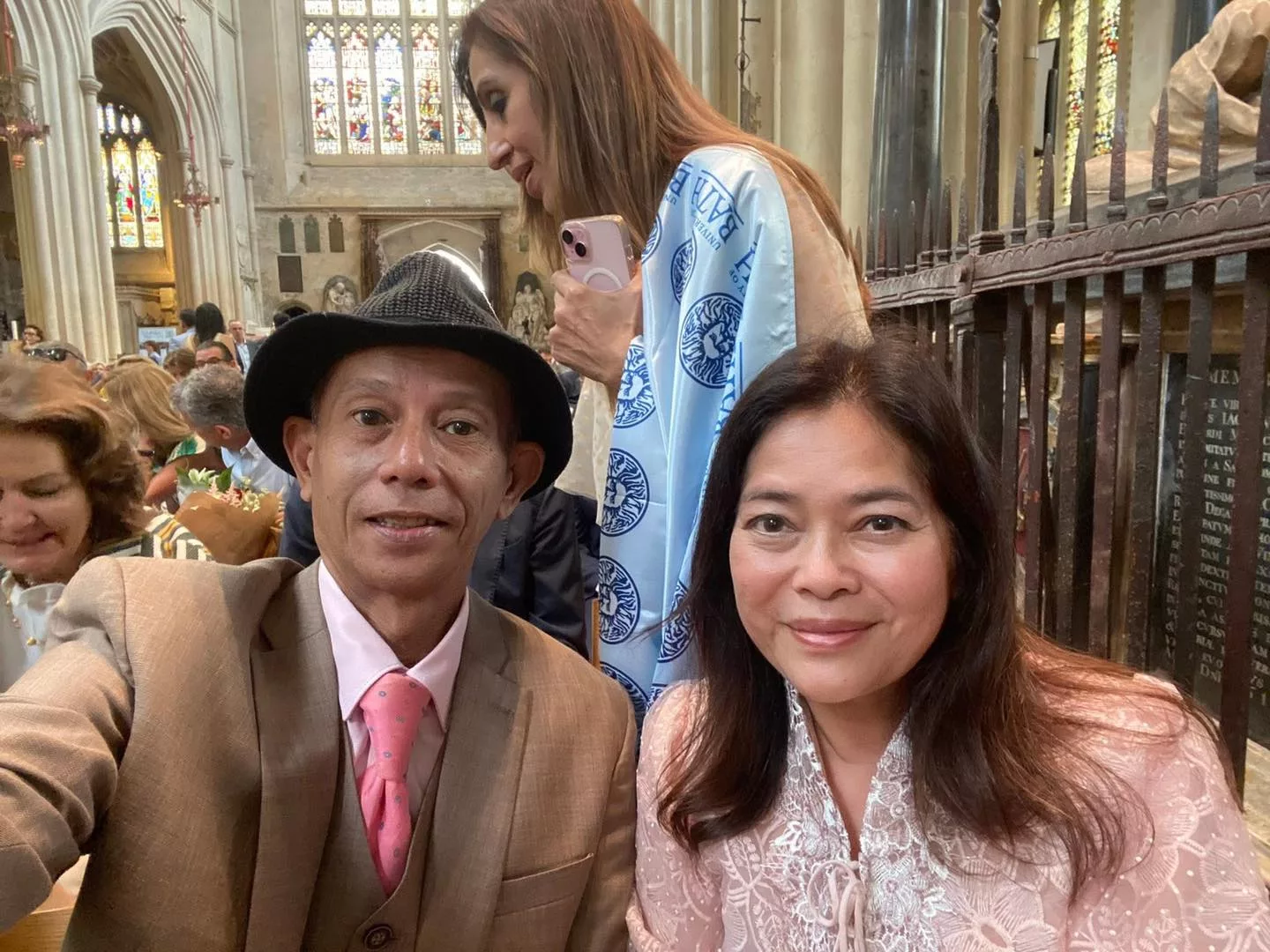 “Twinkle Twinkle My Little Star” – Azhar Sulaiman Bangga Anak Tamat Pengajian Di UK