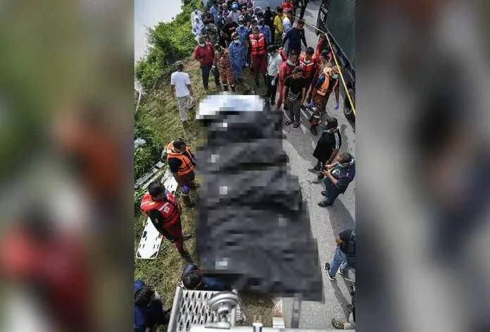 6 Sekeluarga Tenggelam Dalam Sungai. Anak Sulung Tak Ikut, Kini Sebatang Kara…