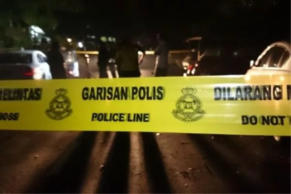 Tiga Beranak Tidak Bernyawa, Jiran Mengadu Bau Busuk