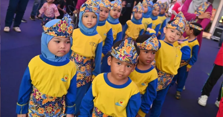 Edutainment Fest Simpan SSPN 2025, Anak Cilik Bersinar Dengan Bakat & Warisan Melayu! 20 Edutainment Fest Simpan SSPN 2025, Anak Cilik Bersinar Dengan Bakat & Warisan Melayu!