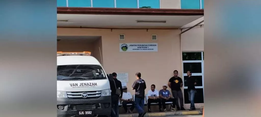 Suasana Pilu, Akhirnya Jasad Zara Qairina Jalani Proses ‘CT Scan’ 16 Suasana Pilu, Akhirnya Jasad Zara Qairina Jalani Proses ‘CT Scan’