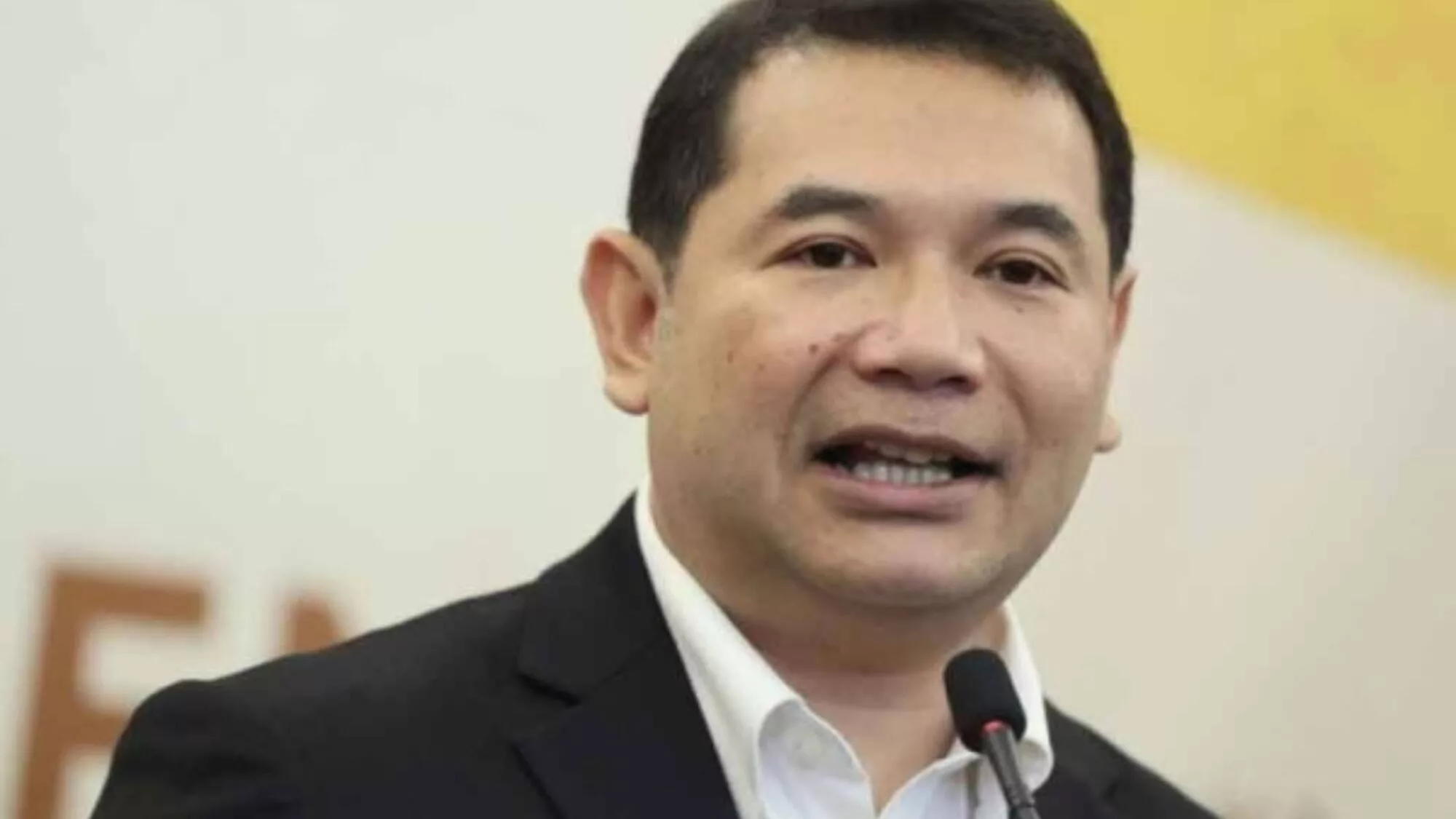 'Ini Kali Pertama Keluarga Saya Jadi Sasaran' - Ini Kronologi Serangan Anak Rafizi 