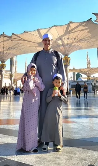 “Lepas Tengok Wayang, Suami Ajak Ke Masjid” Lana Nordin Terharu Suami Terus Istiqomah!