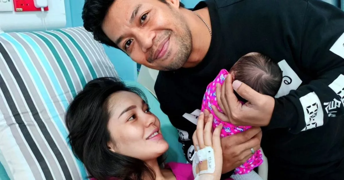 Jaga Anak Sendiri & Rajin Bersukan, Uqasha Senrose Kembali Langsing Selepas Bersalin 10 Jaga Anak Sendiri & Rajin Bersukan, Uqasha Senrose Kembali Langsing Selepas Bersalin