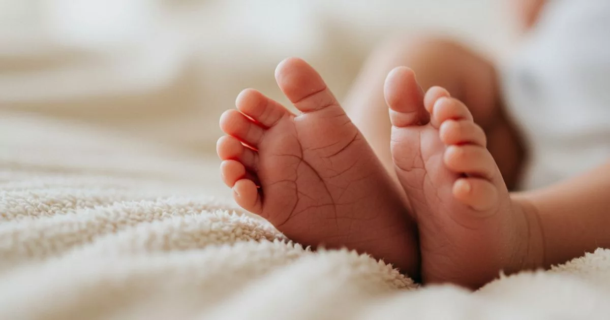 Cemburu Anak Sulung: Kakak Campak Adik Usia 21 Hari Dari Tingkat Empat 13 Cemburu Anak Sulung: Kakak Campak Adik Usia 21 Hari Dari Tingkat Empat