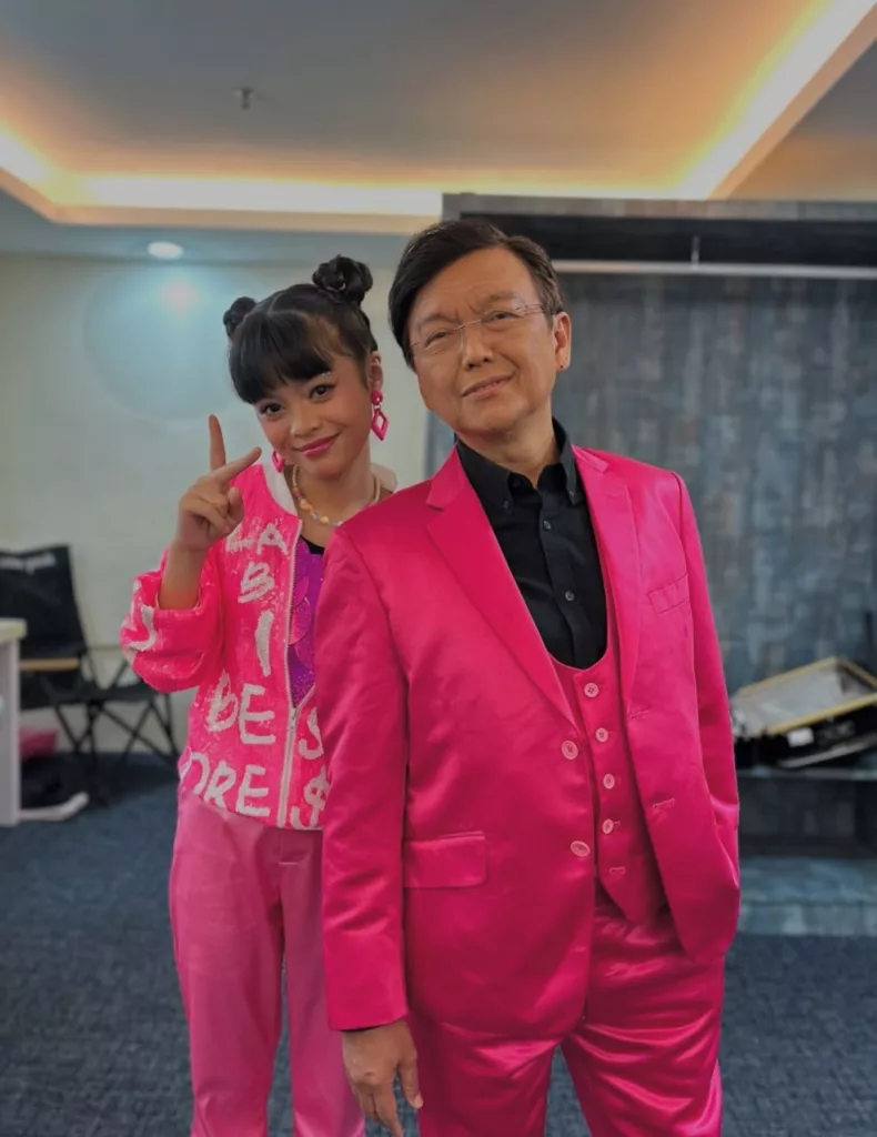 “Bijak & Berwawasan” Anak Aziz M Osman Bakal Masuk Universiti Pada Usia 15 Tahun!