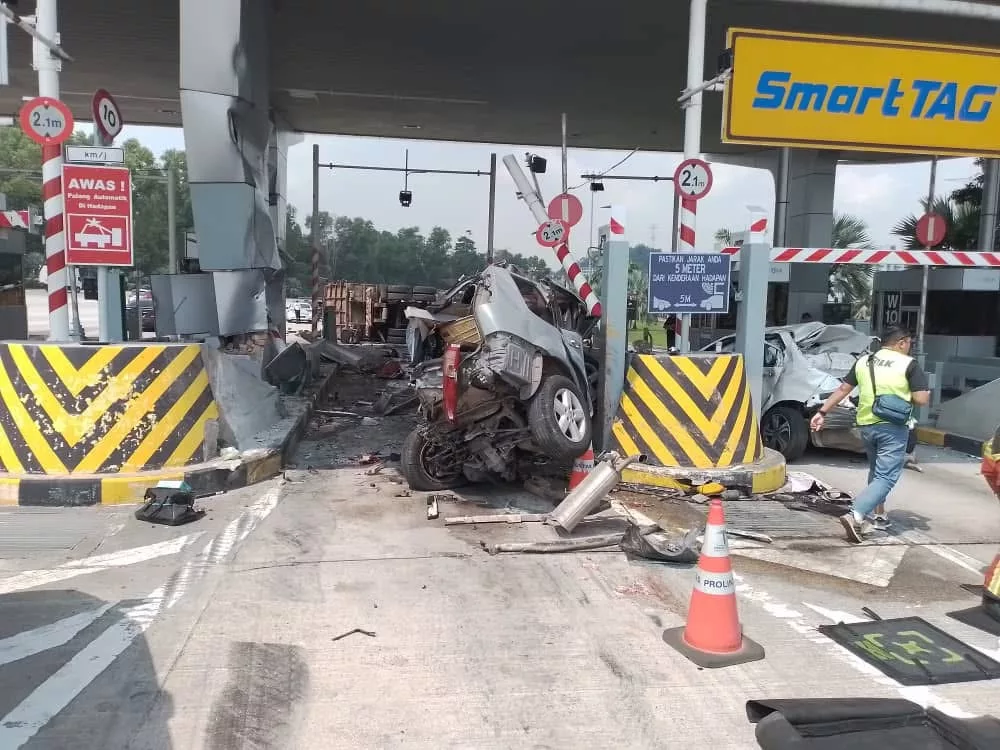 “Ralat Dengan Apa Yang Berlaku, 10 Tahun Tunggu Zuriat” – Luahan Bapa Bayi Tragedi Plaza Tol