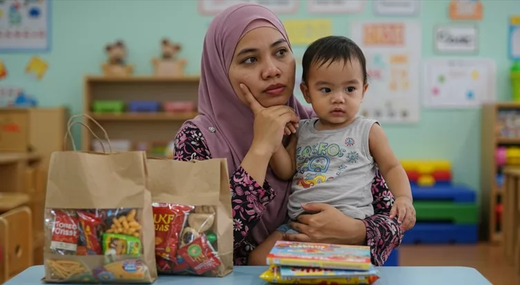 Bukan Cerewet, Tapi Risau! Ibu Ini Tegur Trend Bagi Goodie Makanan Di Taska