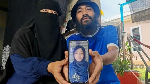 Sebak Menahan Tangis, Suasana Hiba Ketika Abang Baca Talkin Di Pengebumian Adik