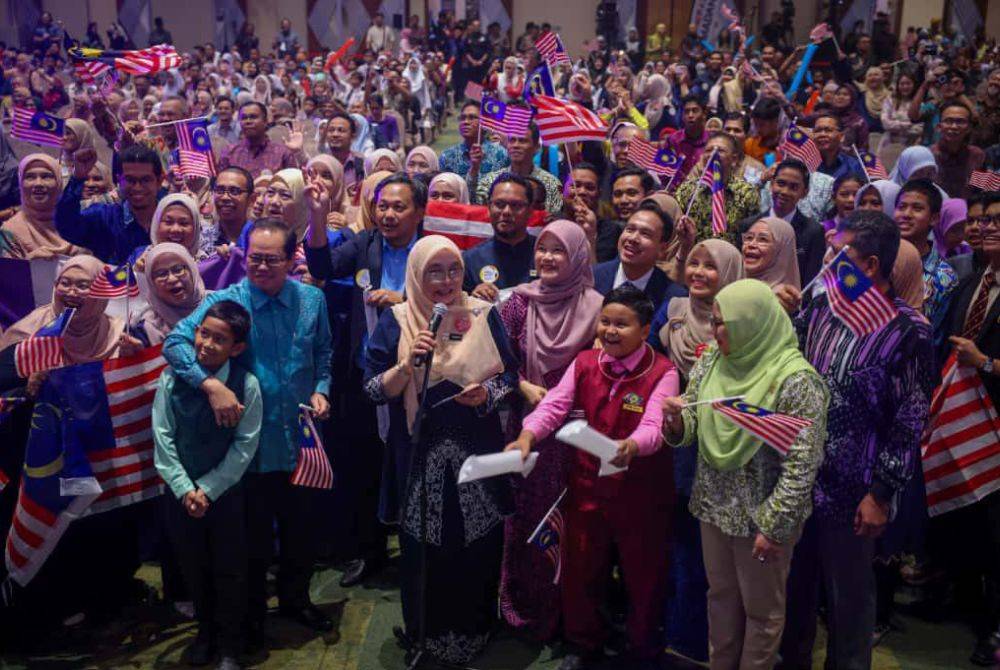 Anak Malaysia Hebat! SK Putrajaya Presint 11(1) Dinobat Sekolah Terbaik Dunia