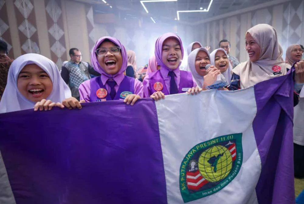 Anak Malaysia Hebat! SK Putrajaya Presint 11(1) Dinobat Sekolah Terbaik Dunia