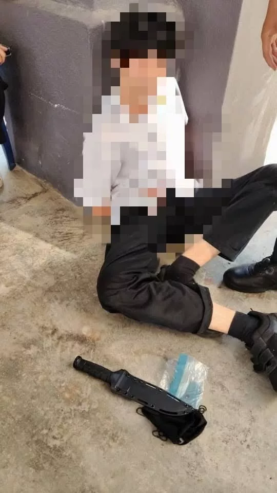 Tragedi Cinta Ditolak, Emosi Anak Lelaki & 5 Langkah Bijak Untuk Ibu Bapa