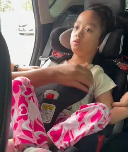 Anak Derita GNAO1, Ibu Redah Jual Kuih Frozen Demi Rawatan RM250,000