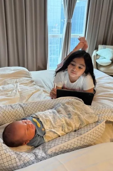 “Pelengkap Kami, Heizo” Cantiknya Nama Anak Nina Ismail Sabri, Simple!