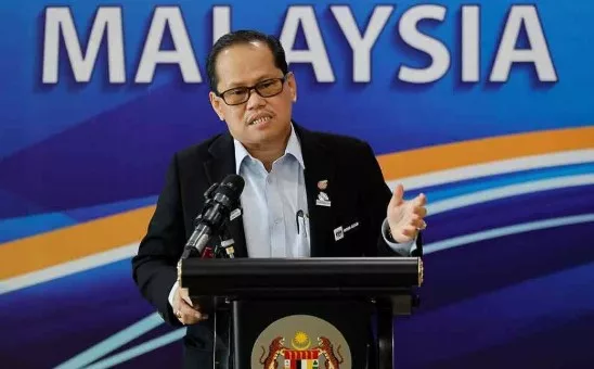 KPM Tolak Rotan Di Sekolah – “Saya Pernah Ke Balai Kerana Cuba Memanusiakan Murid….”