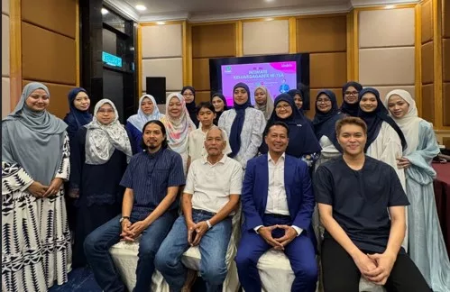 INTIMATE Keluargagader Day Hi-Tea Rai Komuniti Pa&Ma D’Parents Dalam Suasana Penuh Kasih