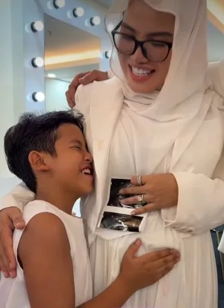 Kehamilan Watie Hanifiah: Coretan Penuh Emosi Yang Mengejutkan & Menyentuh Hati