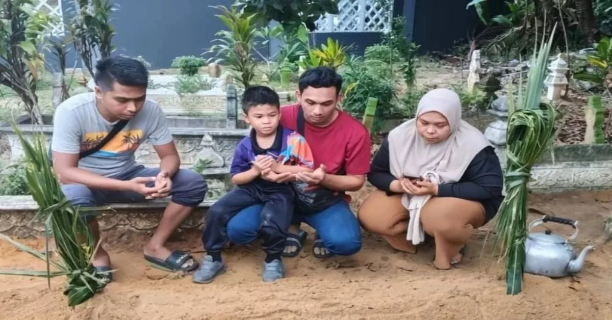 Kisah Pilu Pengorbanan Ibu Yang Terlantar 7 Tahun Sebelum Menghembus Nafas Terakhir
