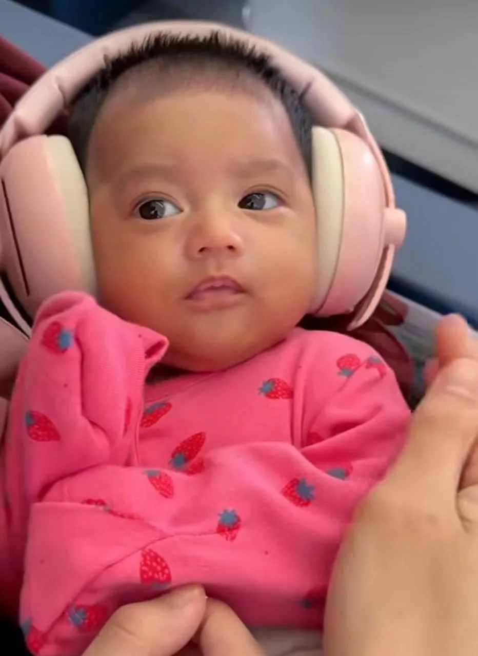 Aqil Zulkiflee Bawa Anak Baru Dua Bulan Pergi Bercuti, Raih Perhatian Warganet 9 Aqil Zulkiflee Bawa Anak Baru Dua Bulan Pergi Bercuti, Raih Perhatian Warganet