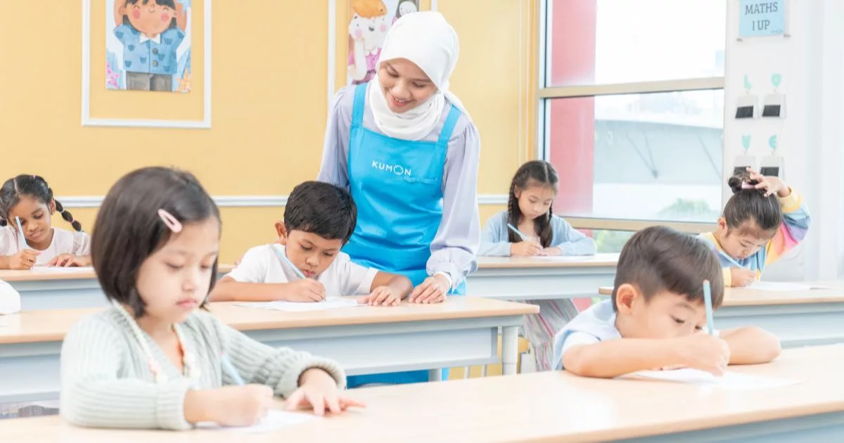 KUMON Dinobatkan Sebagai Pusat Pembelajaran Berprestasi Tinggi Matematik & Bahasa Inggeris Untuk Top Educator Pa&Ma 2025