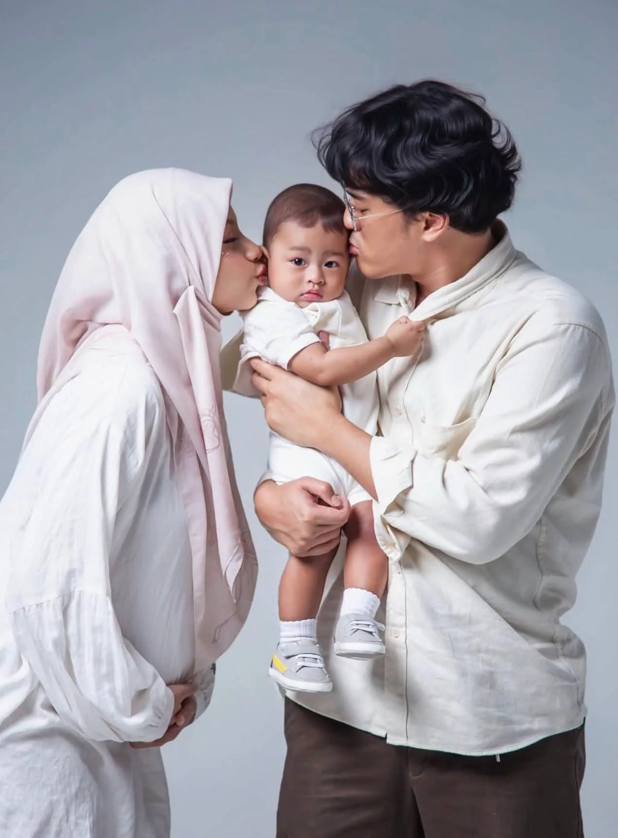 Berita Gembira Anak Kedua Syasya Rizal: Detik Menyentuh & Momen Penuh Syukur 8 Berita Gembira Anak Kedua Syasya Rizal: Detik Menyentuh & Momen Penuh Syukur