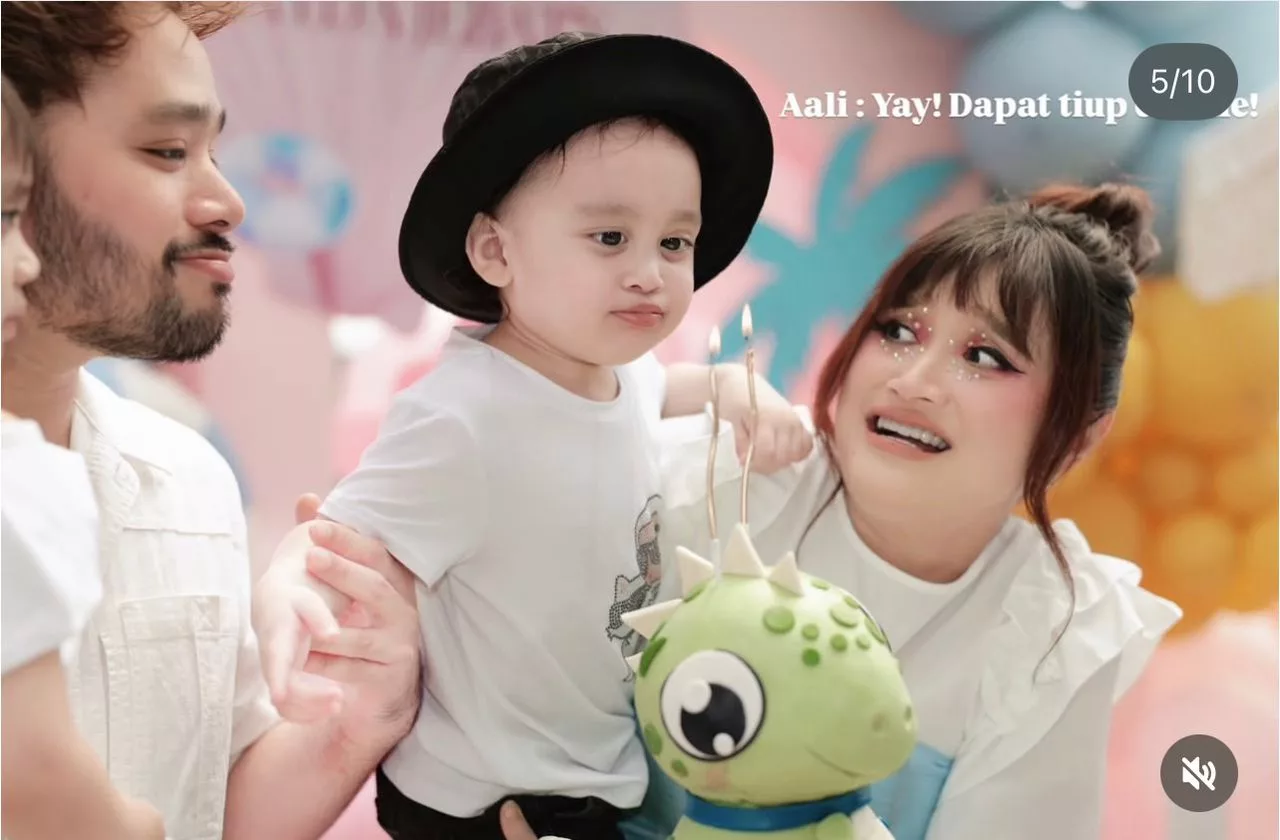 Ayda Jebat Hamil Ketiga, Tetap Gigih Siapkan Bilik Anak Walau Berdepan Slip Disc