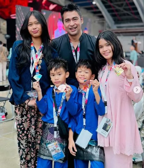 “Anak Mesti Lebih Hebat Daripada Saya” – Prinsip Keibubapaan Dato’ Dr Sheikh Muszaphar