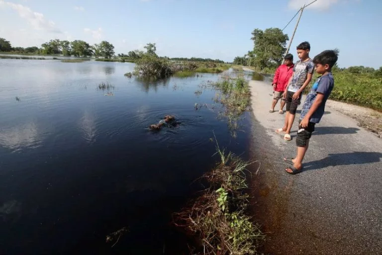 Tragedi Cuti Sekolah: Abang Korban Nyawa Selamatkan Adik, Kisah Pilu Yang Meruntun Jiwa
