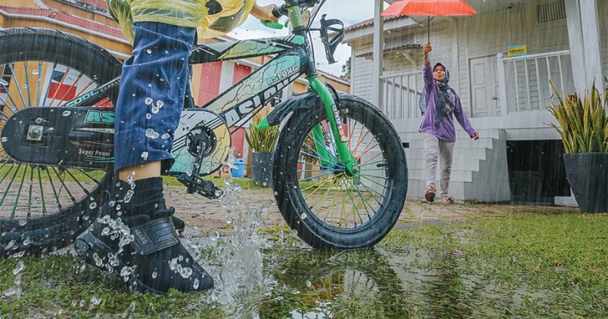 ABARO Diiktiraf Malaysia Book of Records, Bukti Inovasi Kasut Sekolah Tempatan