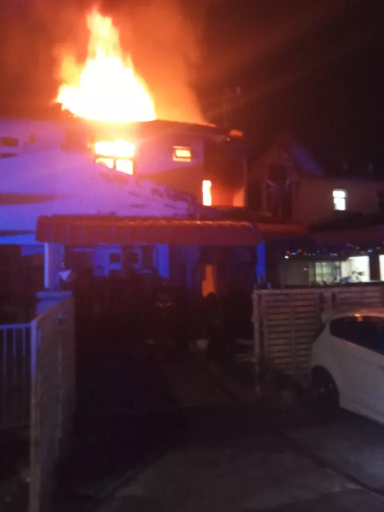 Kanak-Kanak 6 Tahun Maut, Rentung Dalam Kebakaran Awal Pagi!