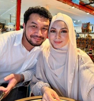 Nad Zainal Umum Hamil Anak Keempat, "Saya Tak Buncit, Saya Hamil" 6 Nad Zainal Umum Hamil Anak Keempat, “Saya Tak Buncit, Saya Hamil”